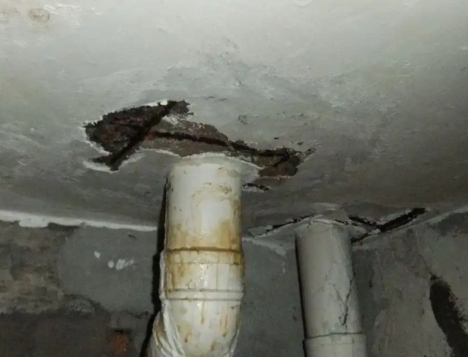 孟连卫生间漏水维修公司浅析孟连卫生间渗水维修的方法